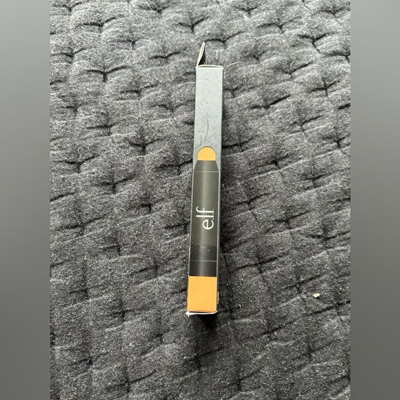 NWT ELF Color correcting stick - Picture 2 of 2